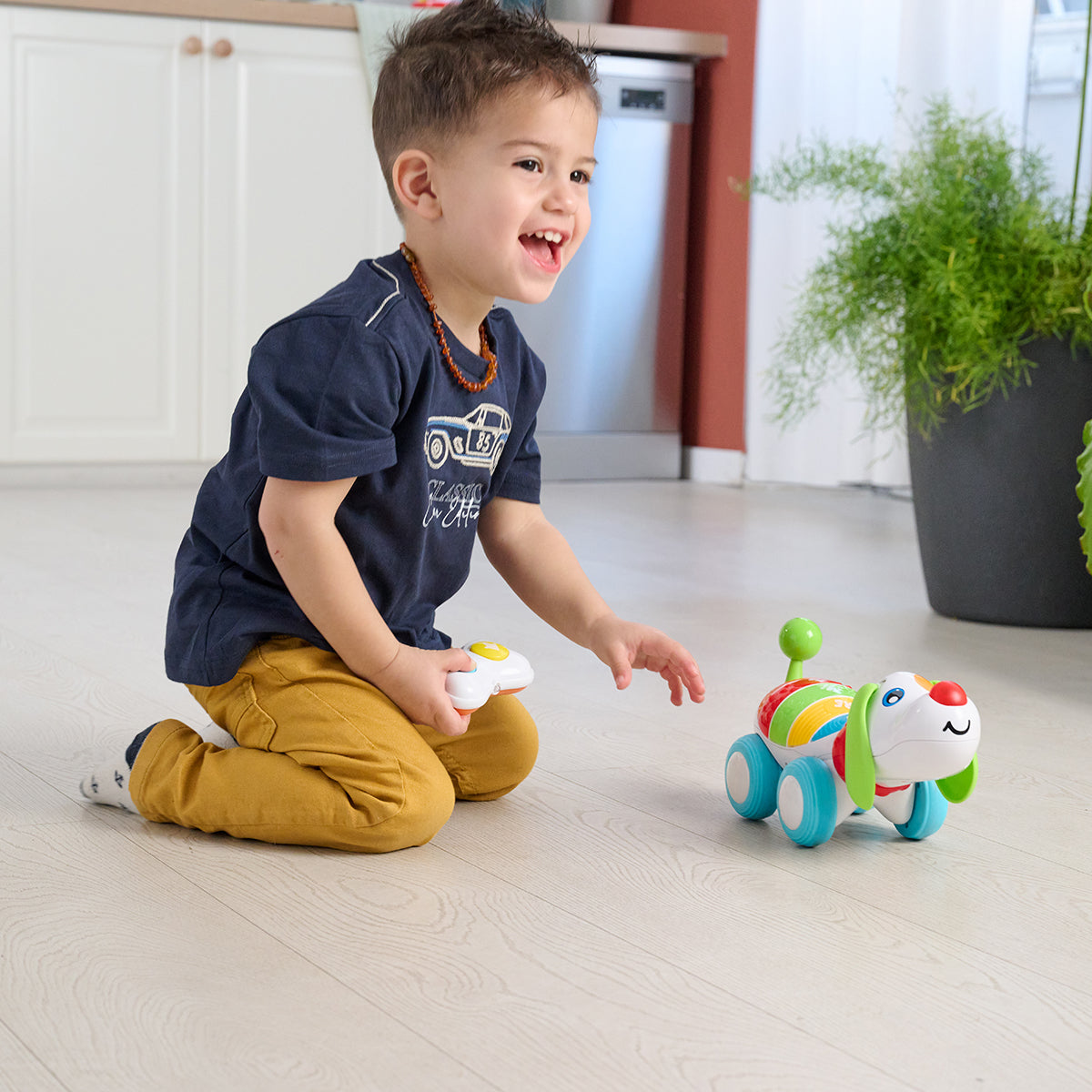 כלב אלקטרוני עם שלט צ'יקו צבעוני | Chicco Toy DogRemi RC Colorful