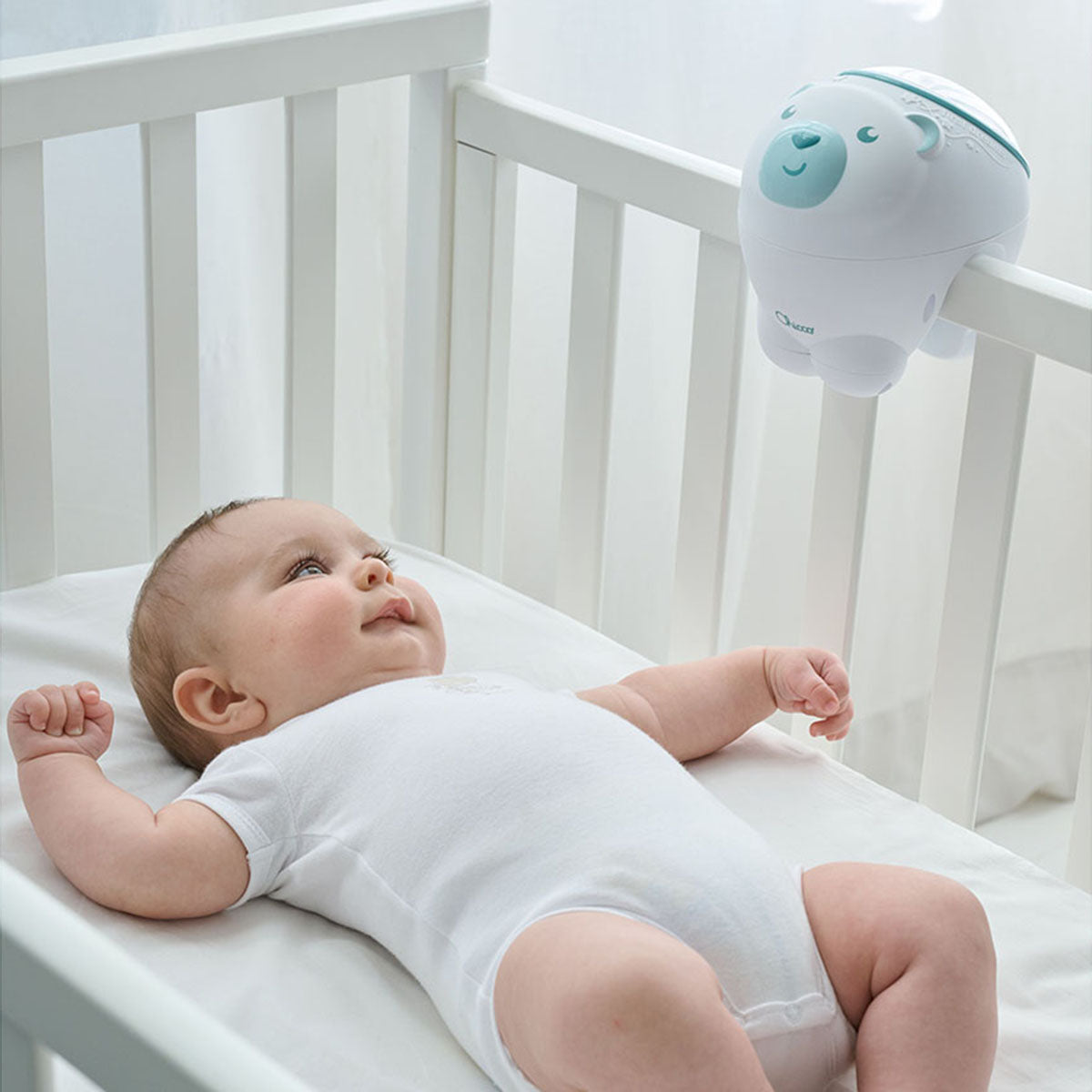 מקרן צ'יקו דב קוטב כחול | Chicco Polar Bear Projector Light Blue