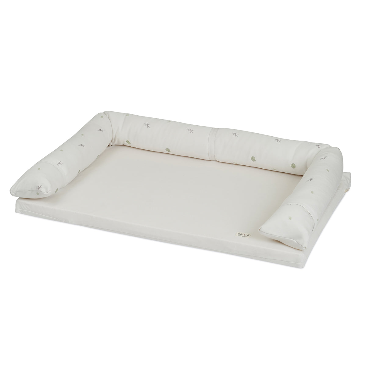 משטח החתלה אולימולי ליין ארטישוק | Olimoli Artichoke Changing Mat 85X55 cm