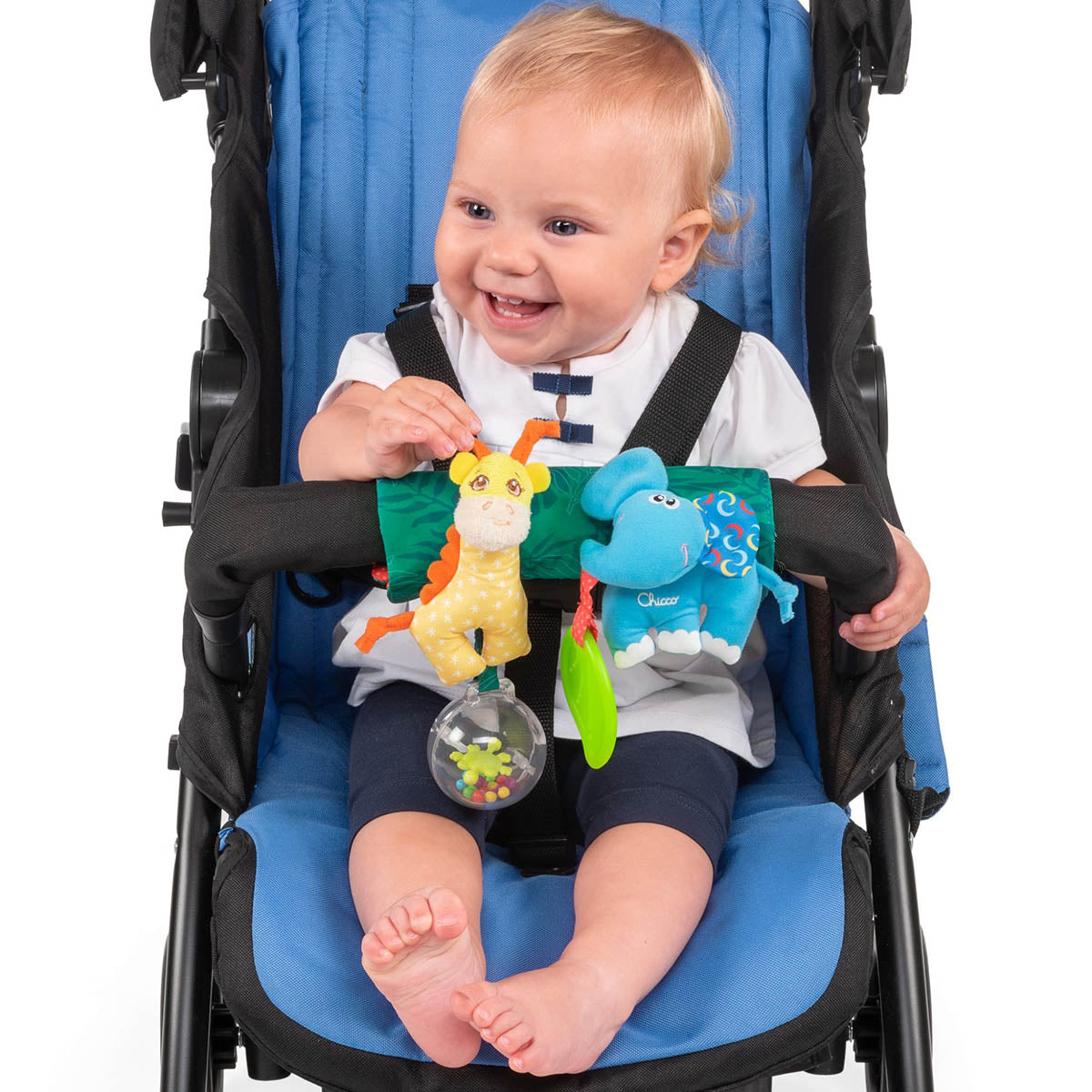 צעצוע לעגלה פיל וג'ירף צ'יקו | Chicco – Out And About With Gilby And Eli