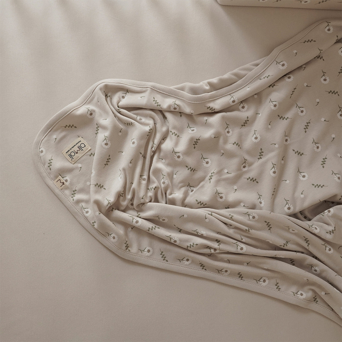 שמיכת קיץ L אולימולי ליין פריחה לבנה | Olimoli White Blossom Summer Blanket 115X85 cm