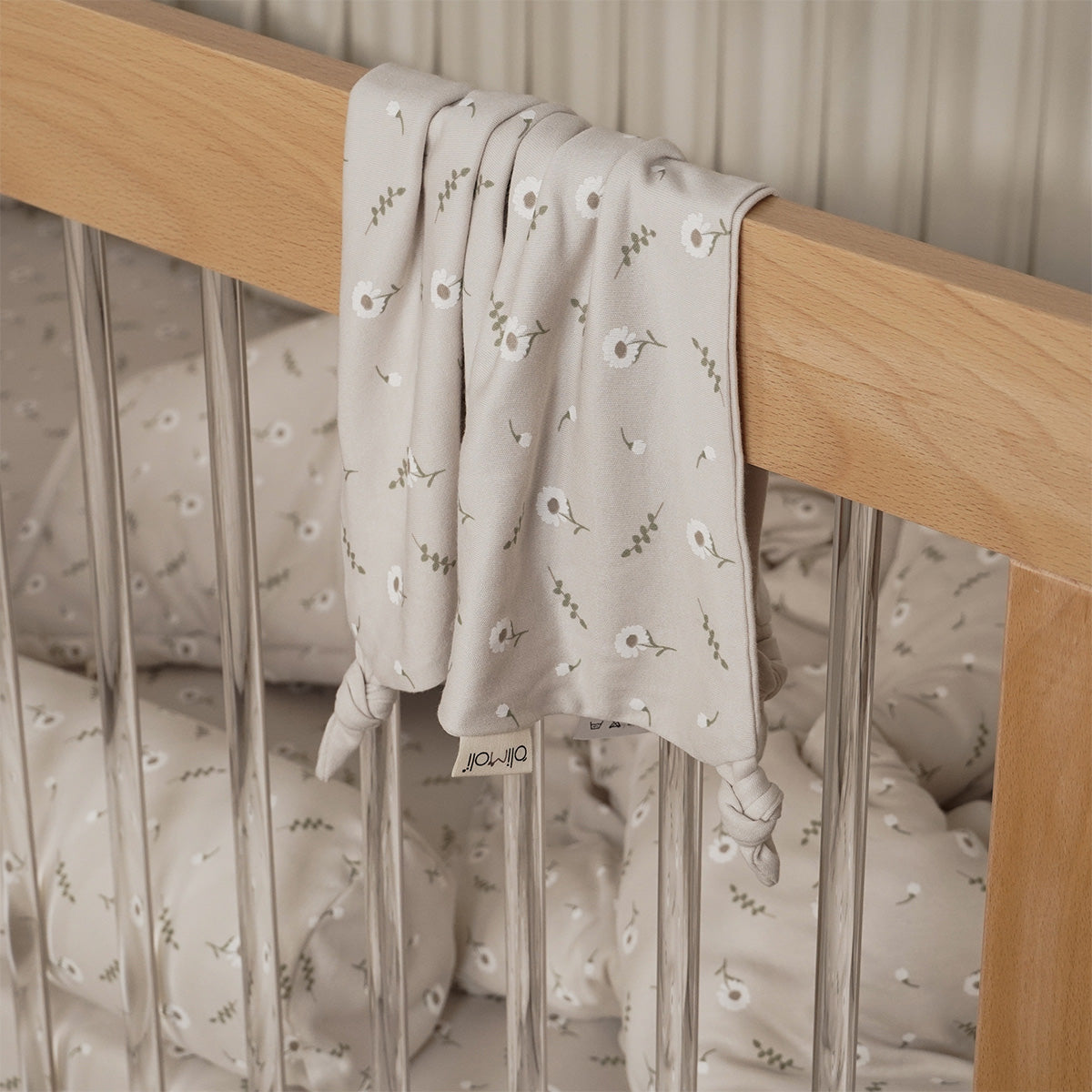 שמיכי אולימולי ליין פריחה לבנה | Olimoli White Blossom Tiny Blanket