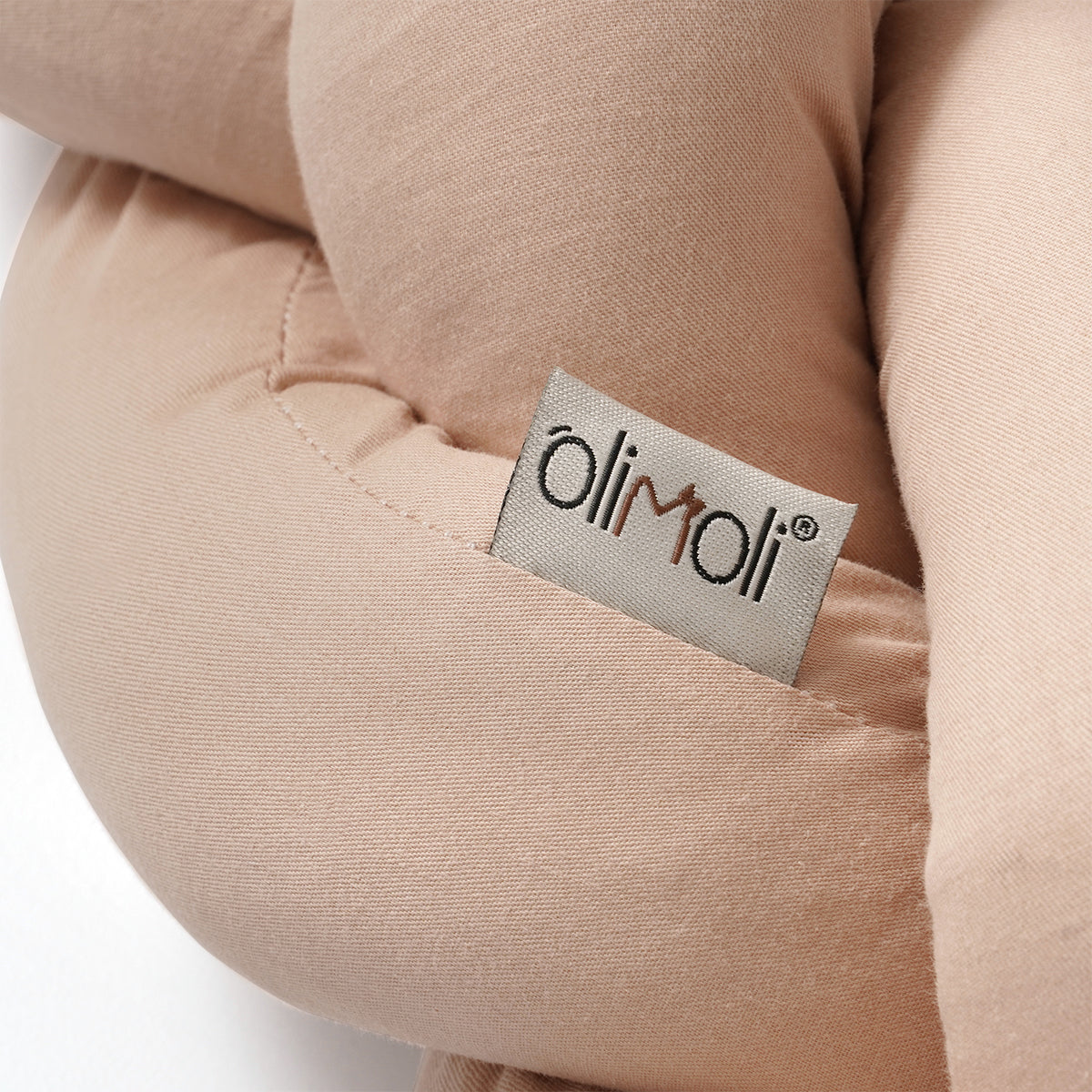 כרית צמה למיטה אולימולי חום | Olimoli Baby Braided Pillow Sand