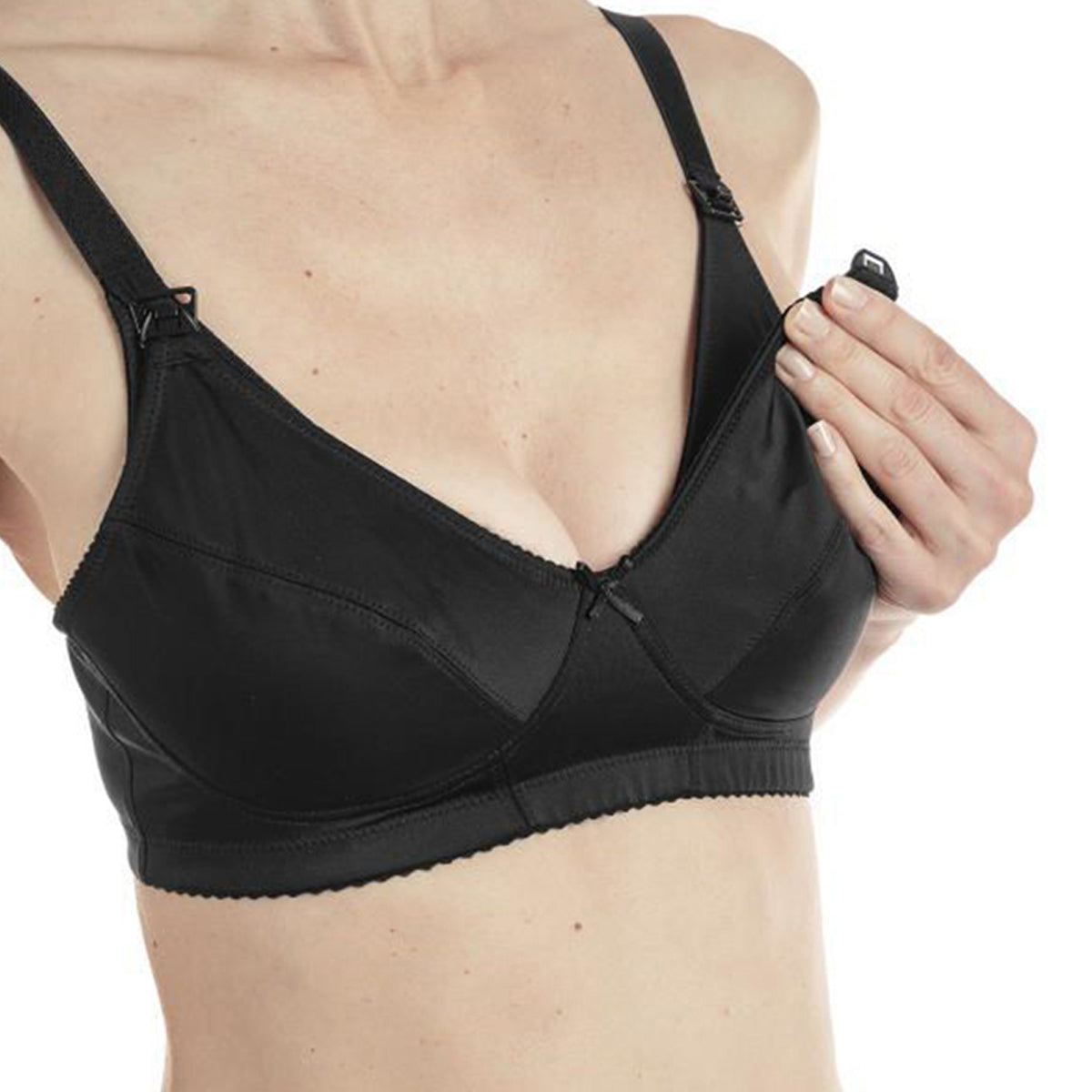 חזיית הנקה מיקרופייבר צ'יקו צבע שחור 95D| Nursing Microfibre Bra Chicco Black