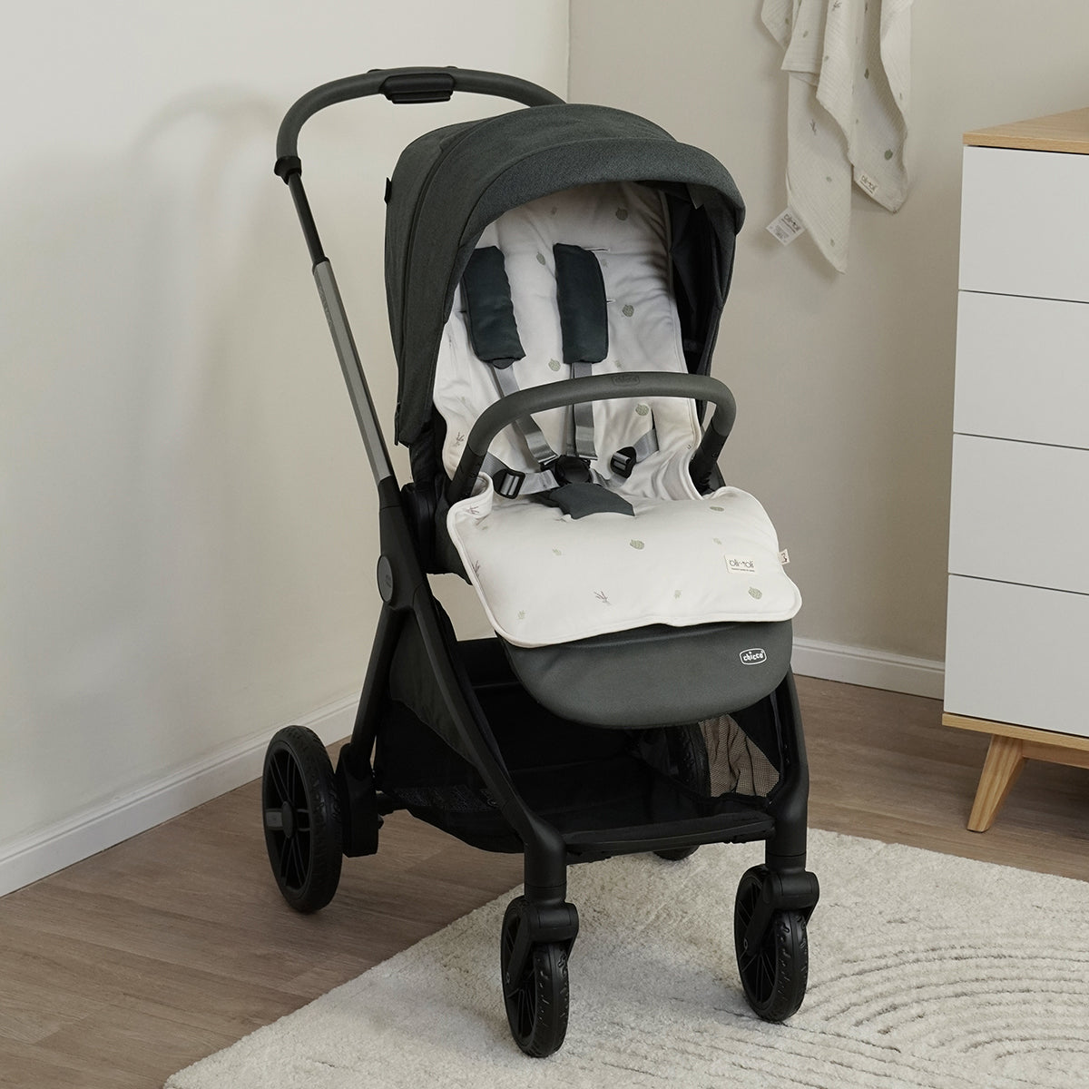 ריפודית לעגלה אולימולי ליין ארטישוק | Olimoli Artichoke Stroller Seat Pad