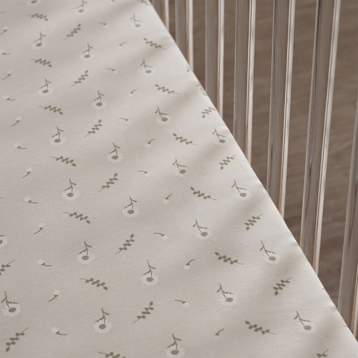 סדין עריסה אולימולי ליין פריחה לבנה | Olimoli White Blossom Crib Sheet 90X60 cm