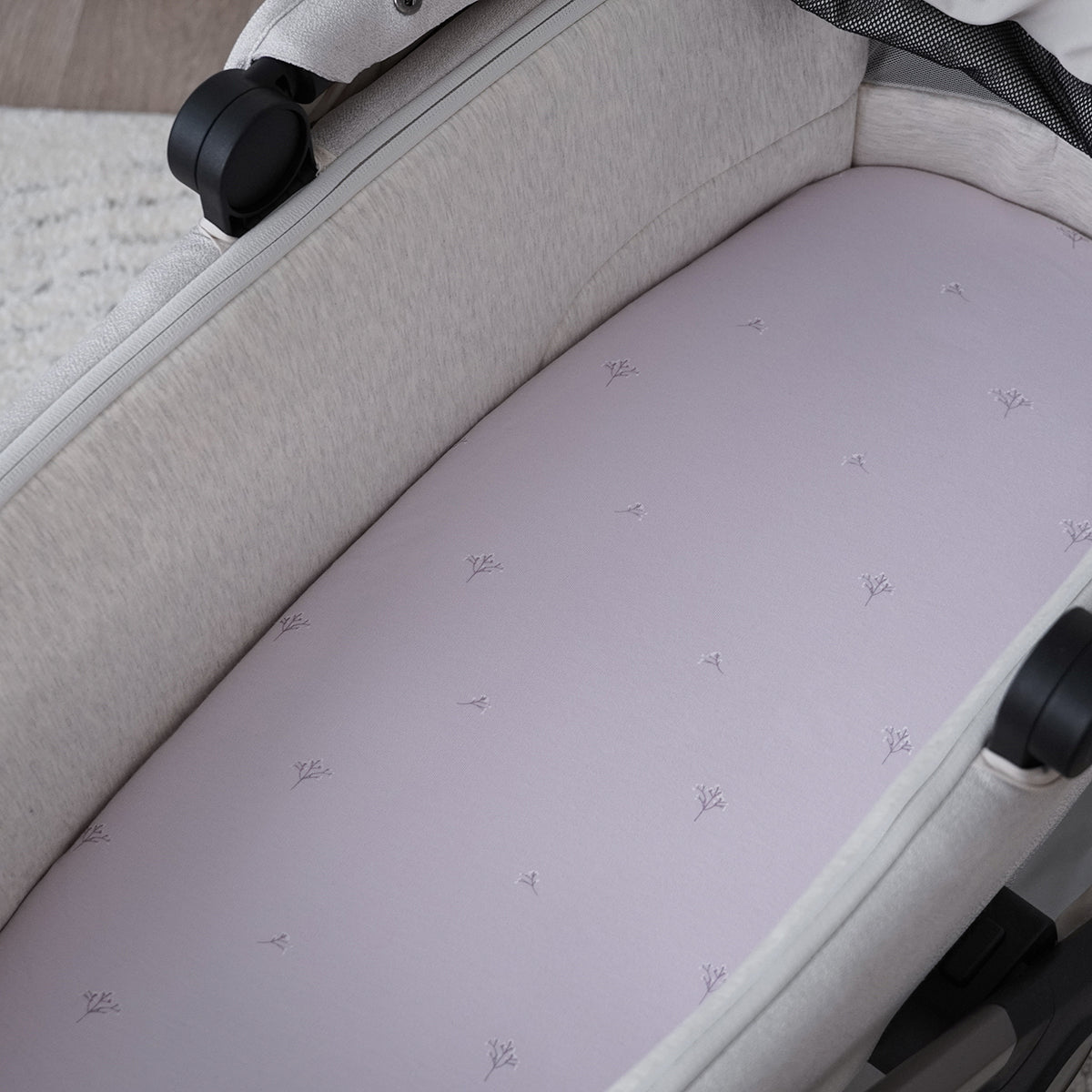 סדין עגלה אולימולי ליין הרמוניית לילך | Olimoli Lilac Harmony Stroller Sheet 78X44 cm