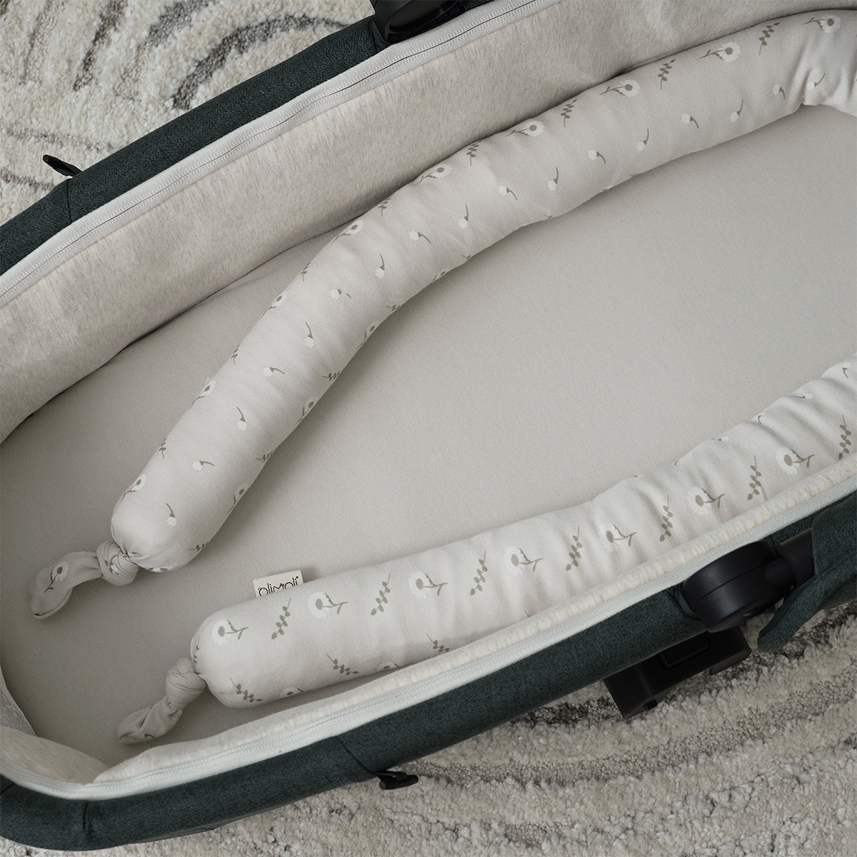 נחשוש לעגלה אולימולי ליין פריחה לבנה | Olimoli White Blossom Stroller Sanke
