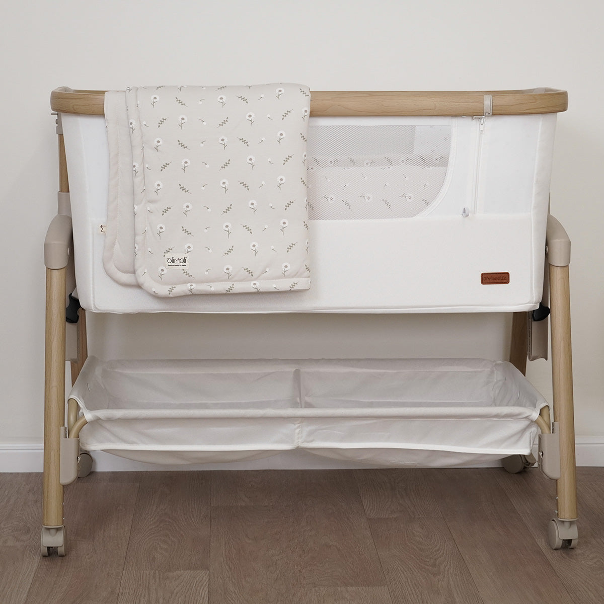 סט מצעים לעריסה אולימולי ליין פריחה לבנה | Olimoli White Blossom Baby Crib Set