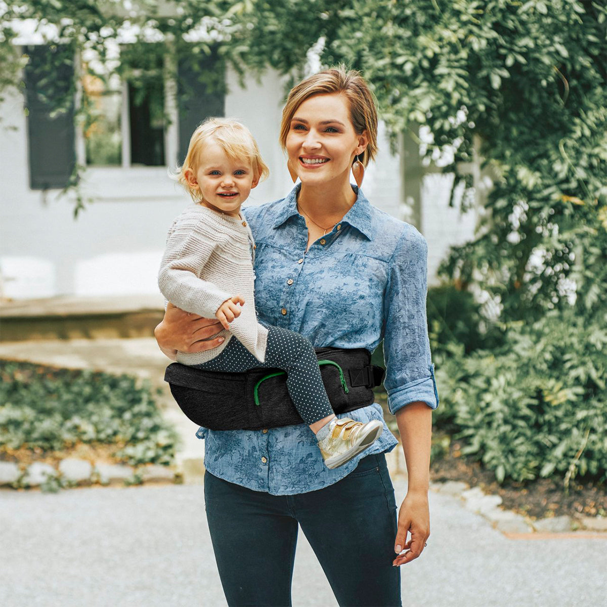 מנשא חזה לתינוק צ'יקו היפ סיט שחור | Chicco Hip Seat Carrier Pirate Black
