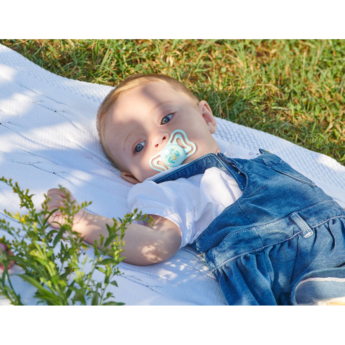 זוג מוצצי סיליקון 6-16 צ'יקו פיזיו לייט כחול | Chicco Physio Light Blue