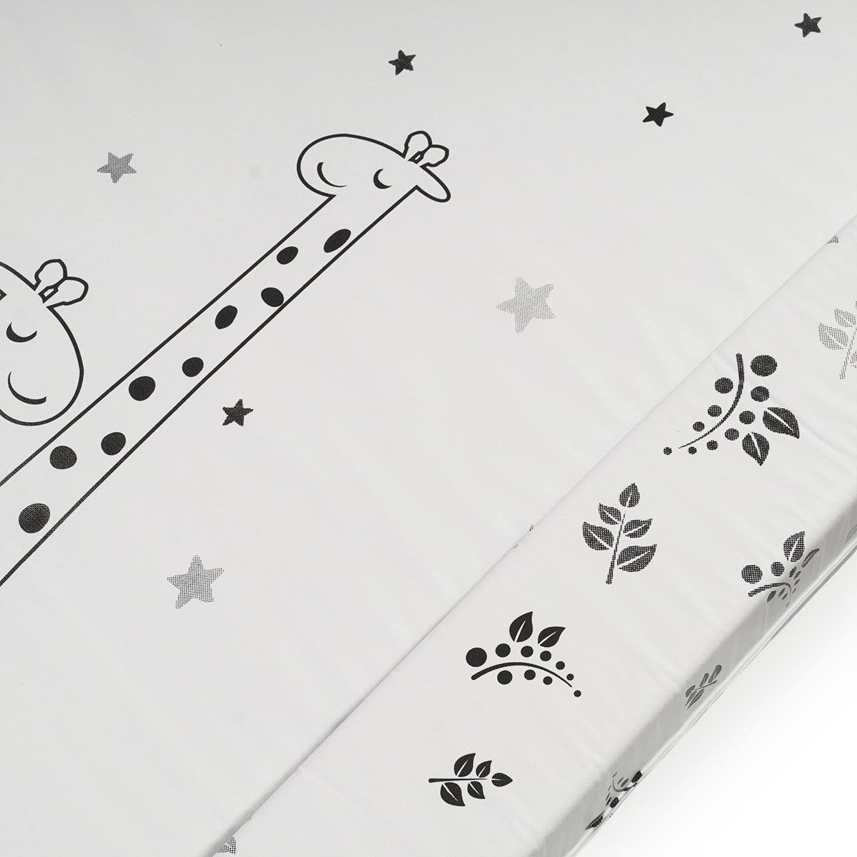 משטח החתלה לתינוק טוויגי 80X47X5 ס"מ ג'ירפות | Twigy Changing Mat Giraffe
