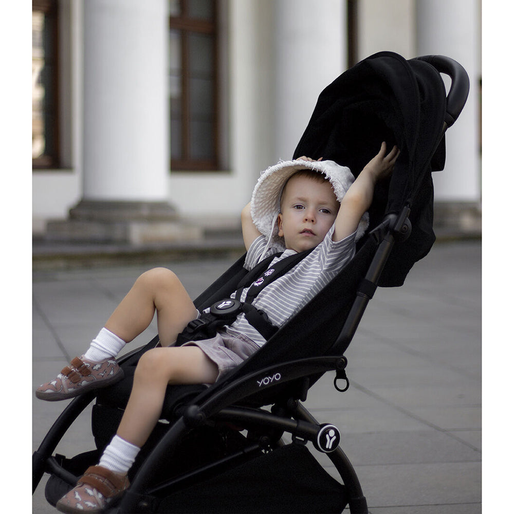 עגלת טיולון שחור YOYO³ סטוקי | Stokke Black