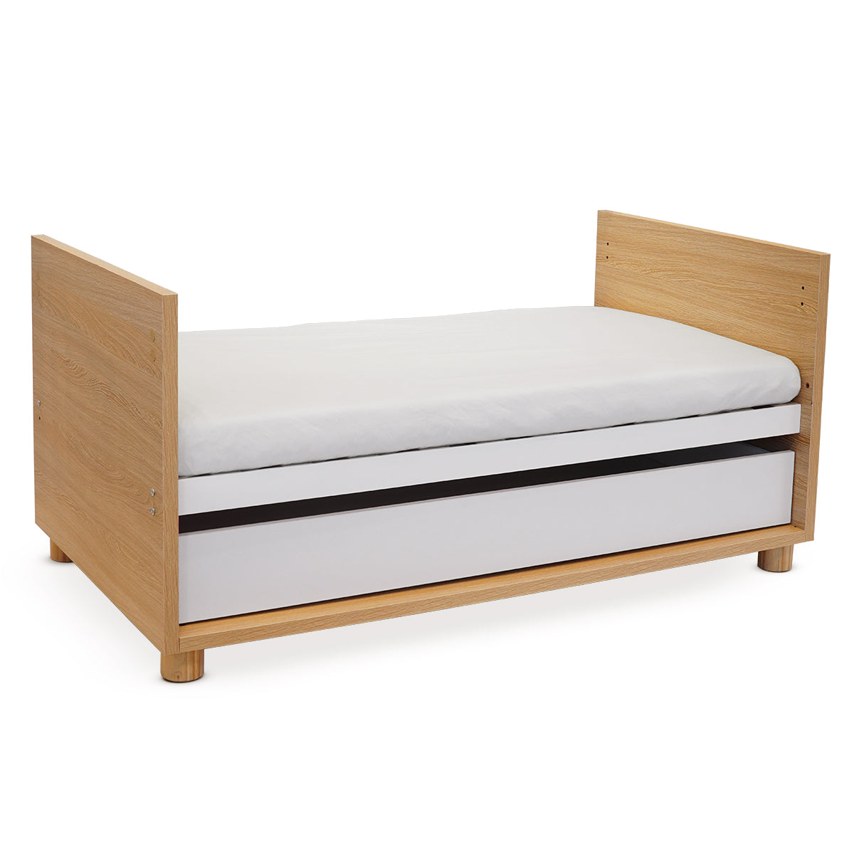 מיטת תינוק דייניז קורי 130X70 ס"מ לבן/עץ | Dainy's Corry™ Baby Bed White/Wood