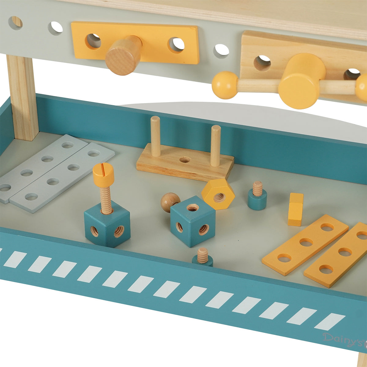שולחן עבודה מעץ דייניז | Dainy's Wooden Workbench