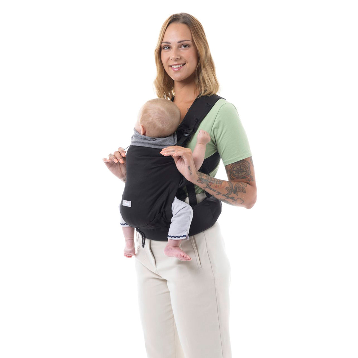 מנשא צ'יקו סקין פיט שחור | Chicco Skin Fit Black Beauty