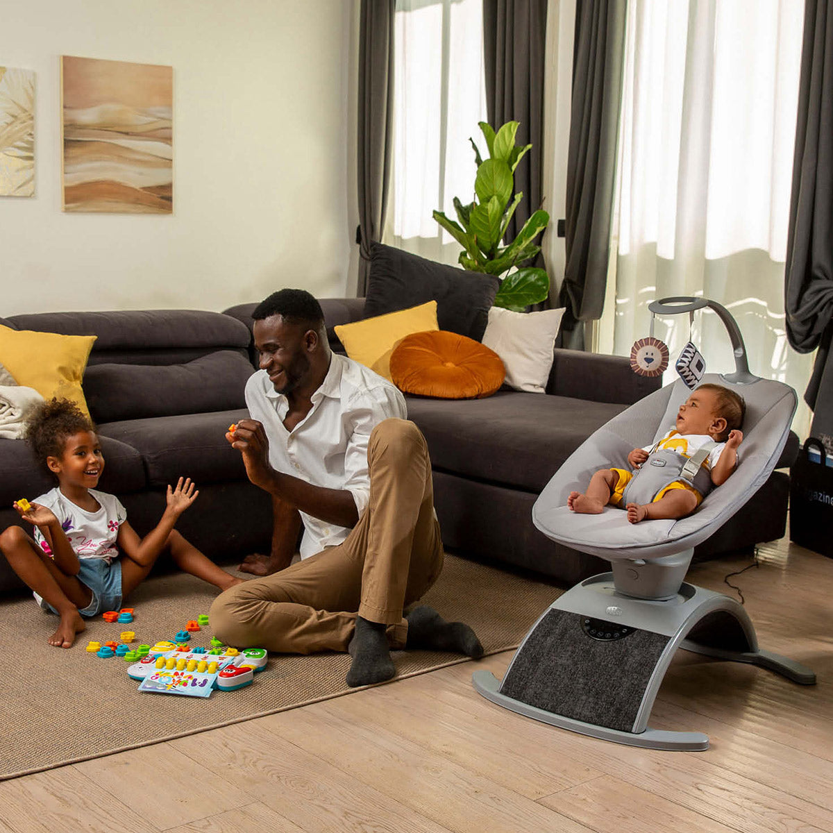 טרמפולינה חשמלית צ'יקו קומפי ווייב אפור | Chicco Comfy Wave Bouncer Silverspring