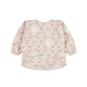 סינר אוכל עם שרוולים מיננה ליין ורוד מודפס | Minene Wonderland  Pink Print