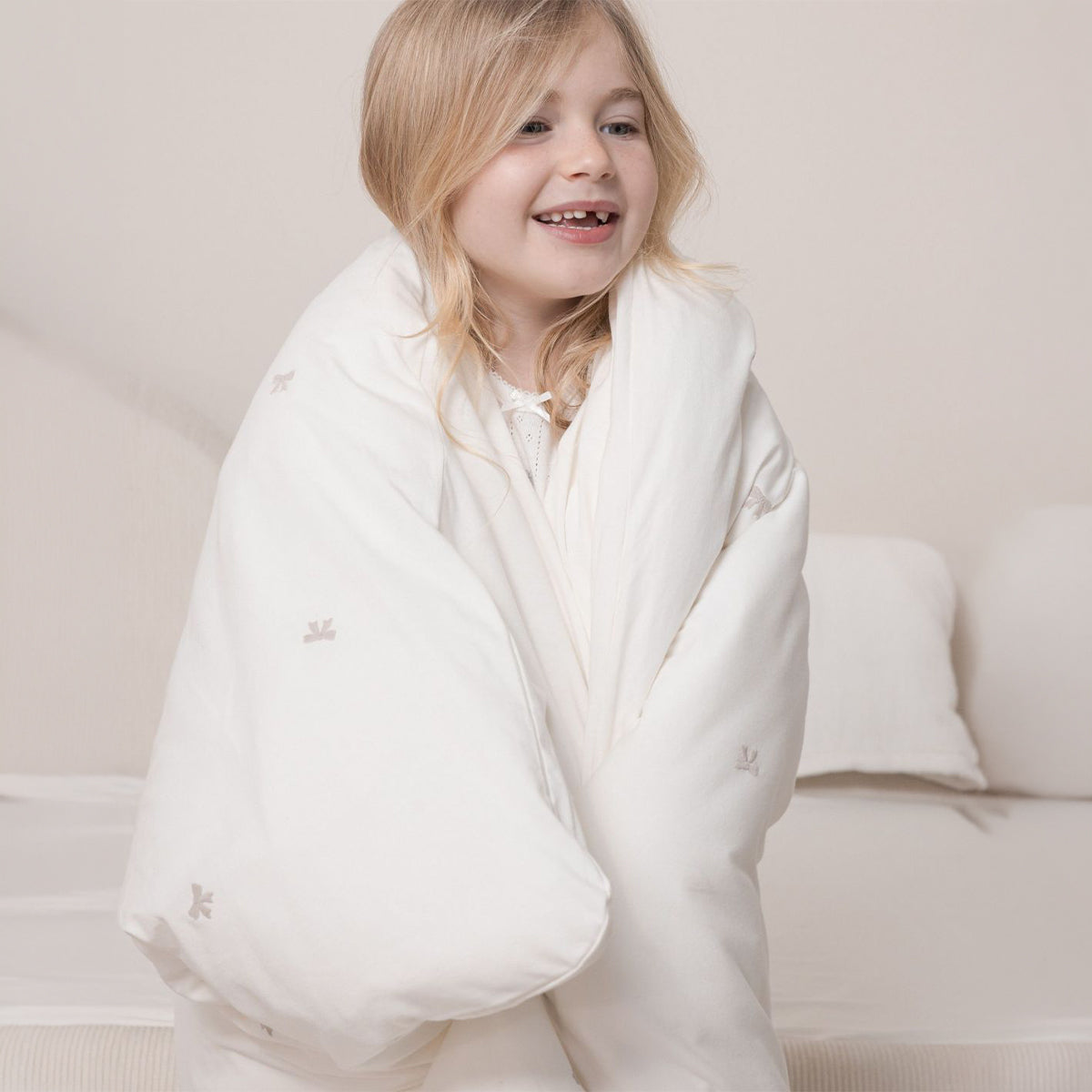 ציפה לשמיכת פוך ג'רסי מיננה צבע שמנת Cotton cloud | Minene