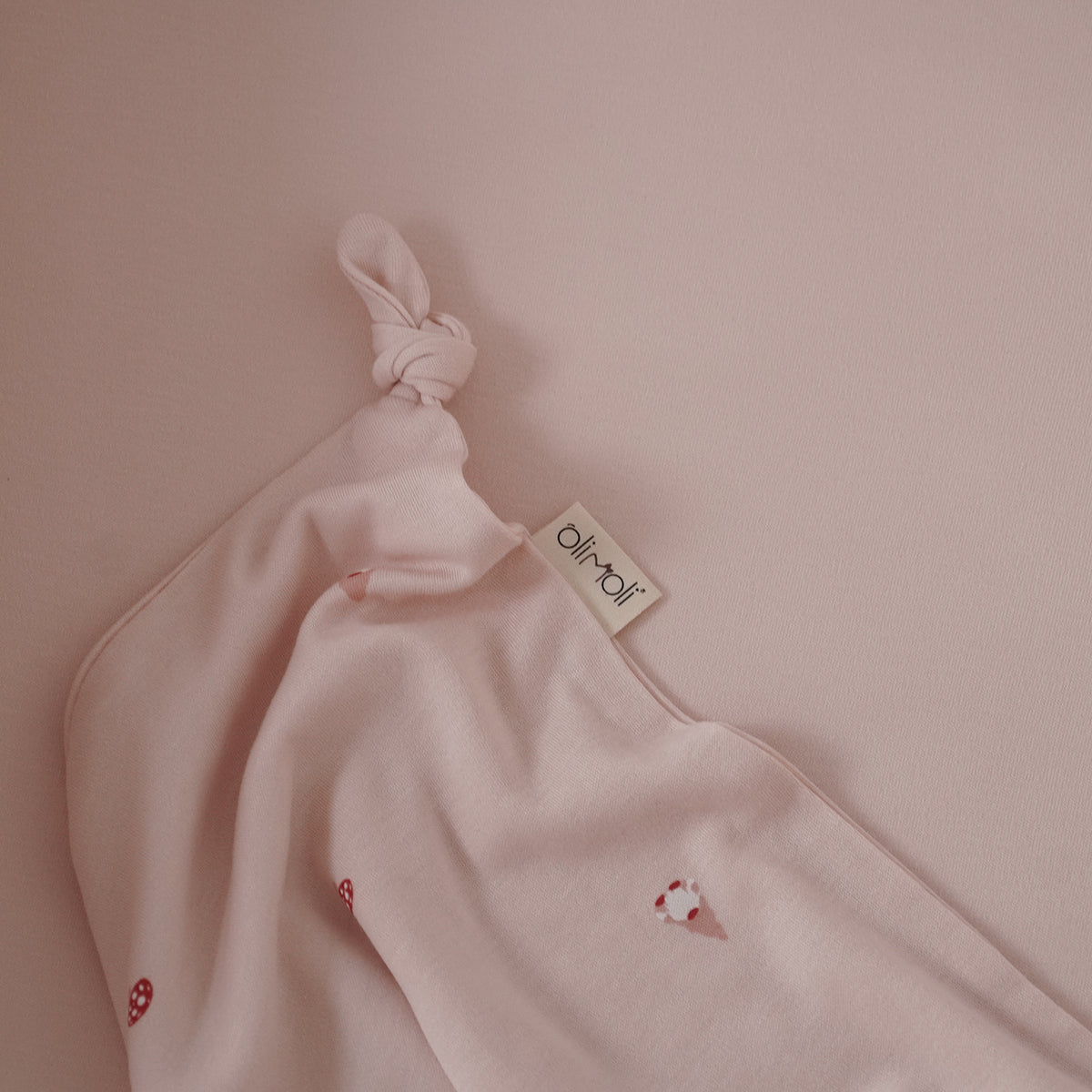 שמיכי אולימולי ליין גמד ישנוני | Olimoli Sleepy Gnome Tiny Blanket