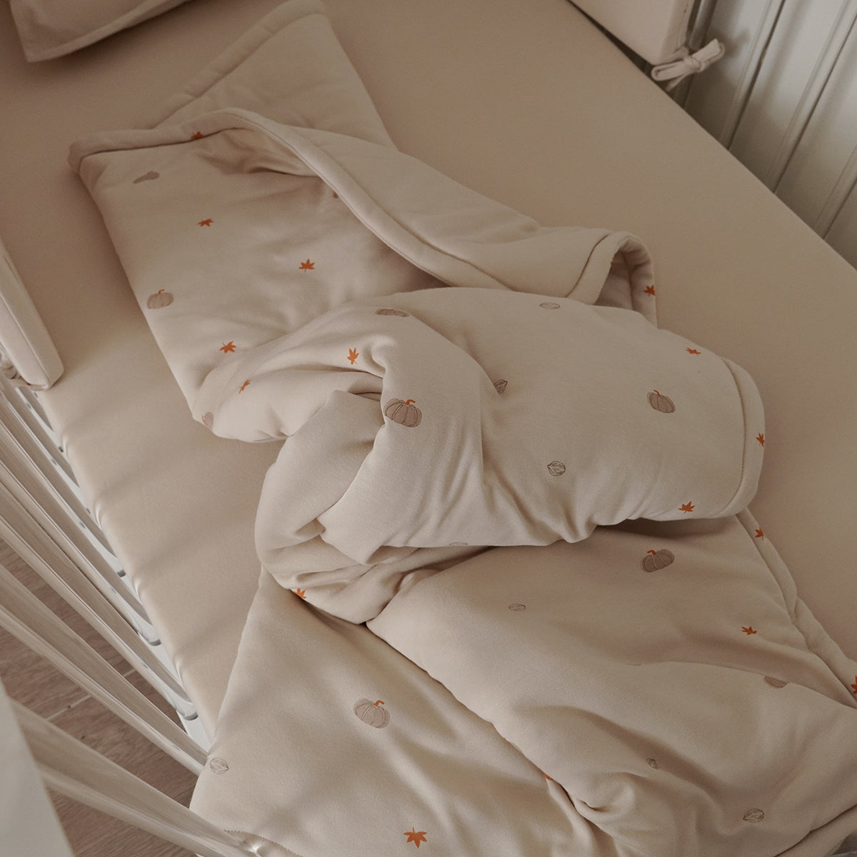 שמיכת מילוי S אולימולי ליין דלעת | Olimoli Pumpkin Mood filled Blanket 80X80 cm