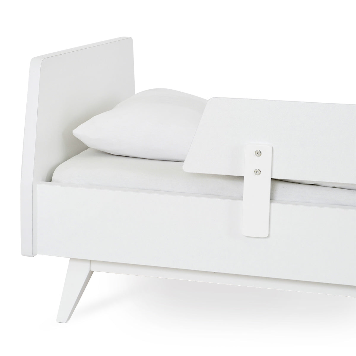 מיטת מעבר דייניז קרוליין לבן קלאסי | Dainy's Caroline Toddler Bed Classic White 130×70 cm