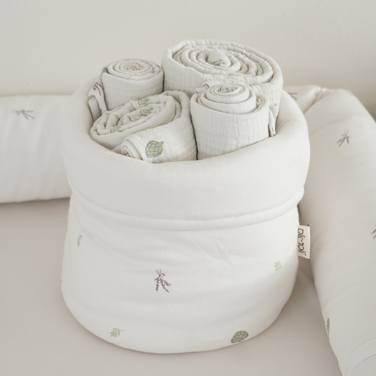 חיתול S טטרה אולימולי ליין ארטישוק | Olimoli Artichoke Small Swaddle 60X60 cm