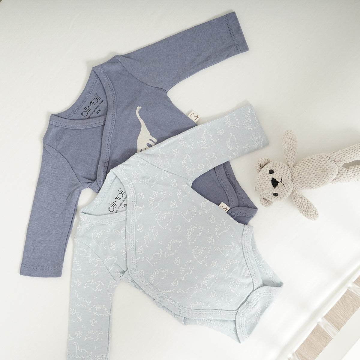 מארז שלישיית בגדי גוף אולימולי חלק בנים NB | Olimoli Baby Body Suit 3 PCS
