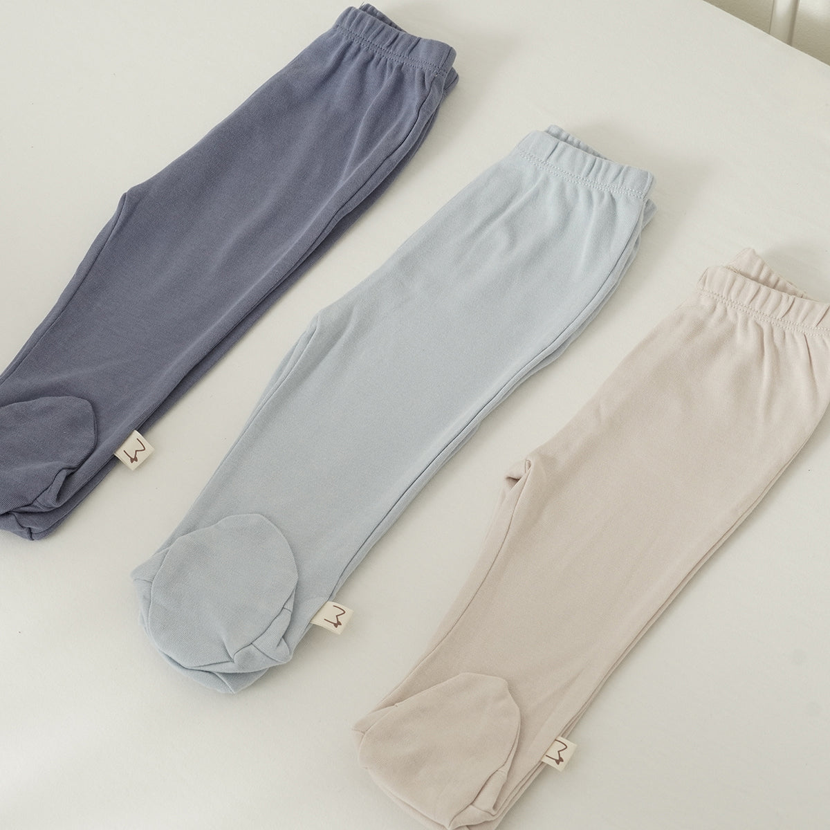 מארז 3 רגליות אולימולי חלק בנים NB | Olimoli Baby Leggings 3 PCS
