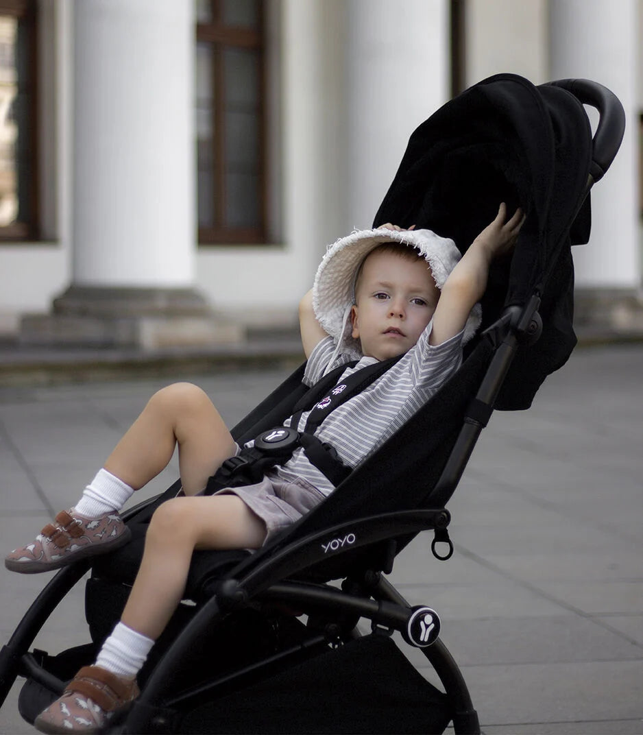 עגלת ניובורן וטיולון שחור YOYO³ סטוקי | Stokke